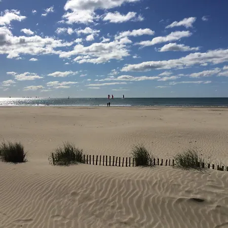 P2 Couchant 2 Etoiles Motte 5 Min Plage-parking Privatif *