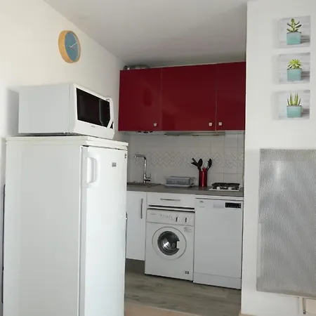 P2 Couchant 2 Etoiles Motte 5 Min Plage-parking Privatif Apartment *